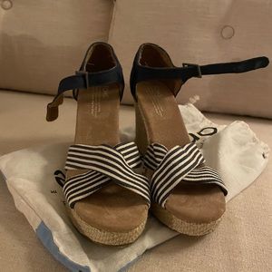 TOMS women’s espadrilles, new, size 8